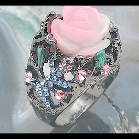 COPY - Whimsical Rose Ring - Picture 6 of 8